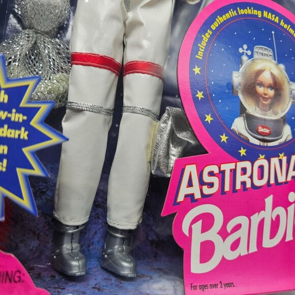 Special Edition Astronaut Barbie Doll The Career Collection Acc. Moon Rocks - Picture 4 of 6
